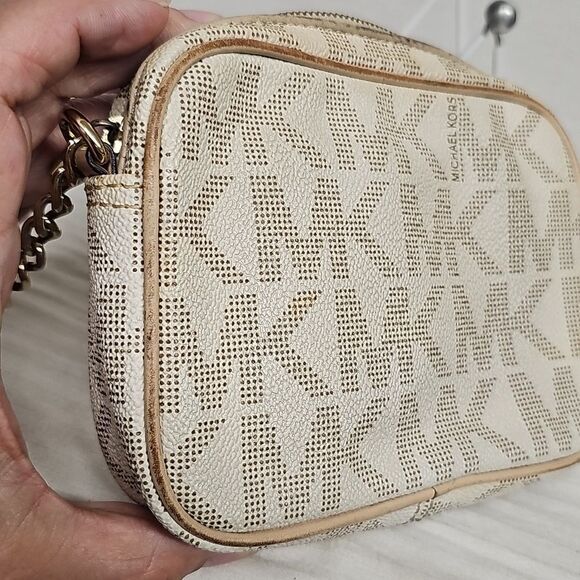 MICHAEL KORS CROSSBODY BAG BFPM-02-236 - Picture 8 of 9
